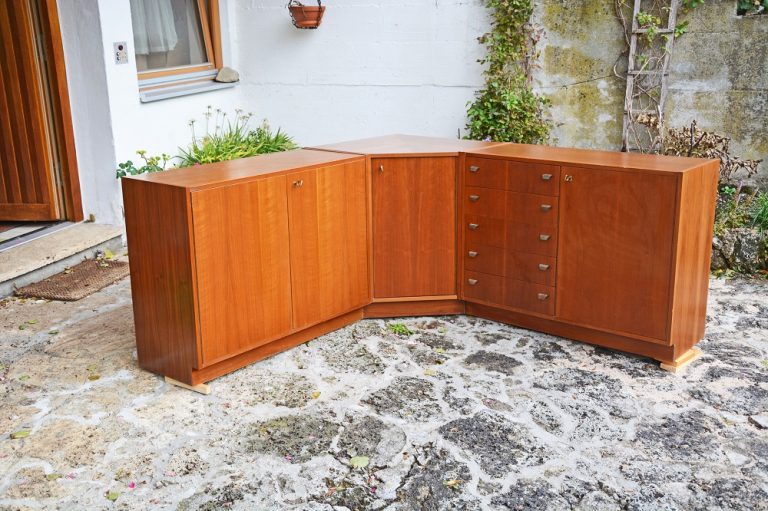 3-teilige Wohnzimmer-Eckmöbel zu verkaufen