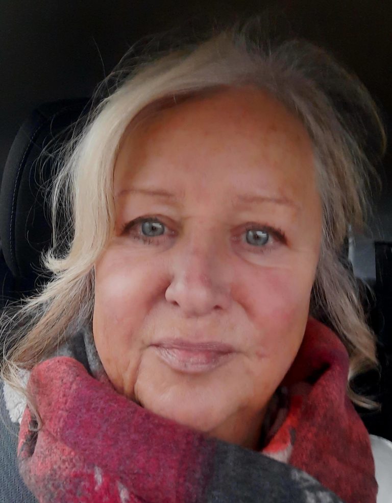 Ich suche eine 2-2,5 Zimmerwohnung in Böbing.